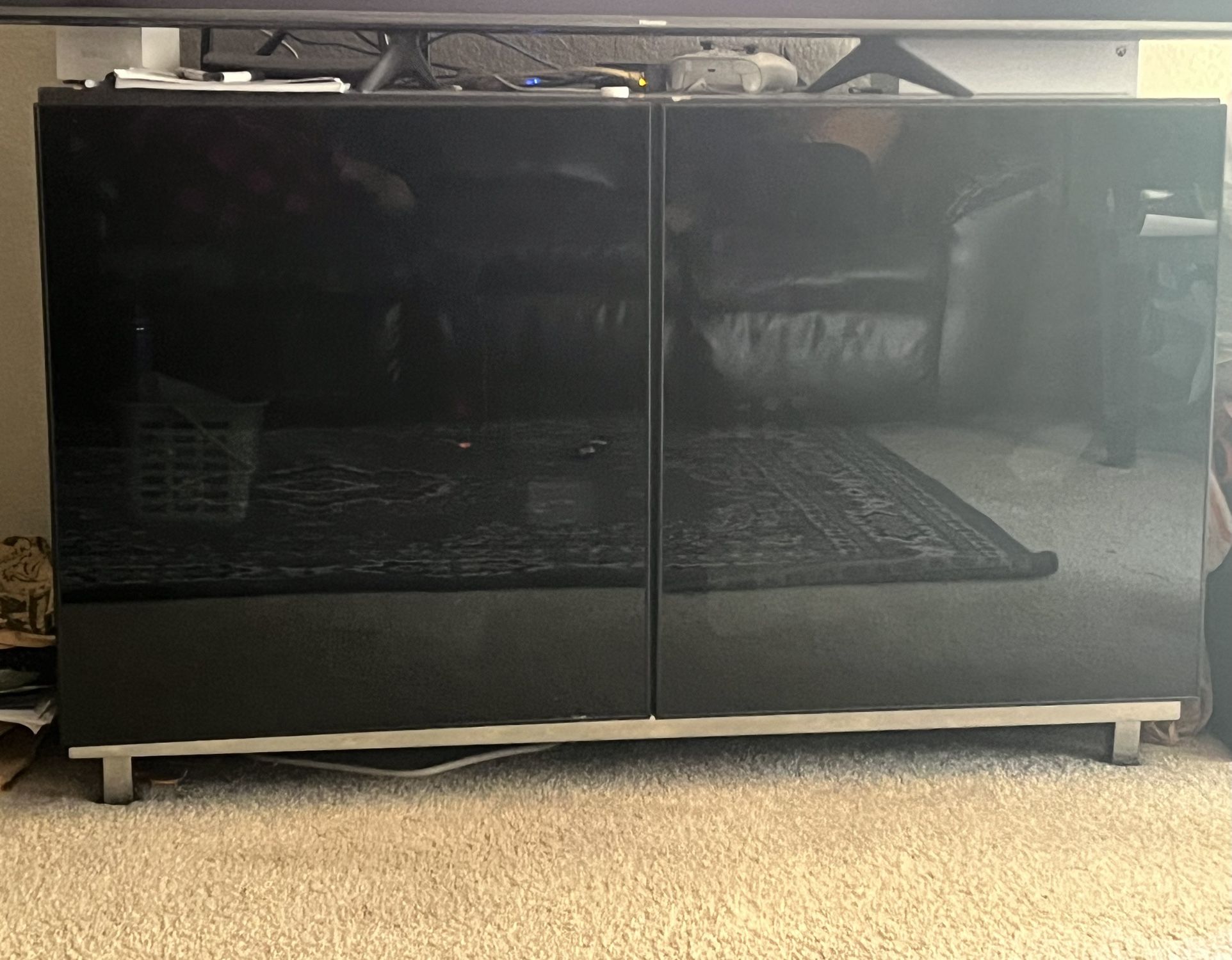 Price Reduced Cabinet With Shelves