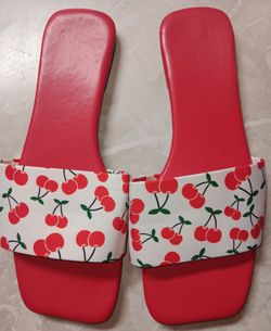 New Cherry Slides Womens Size 9