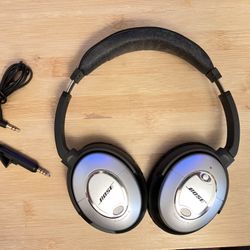 Bose QuietComfort 15 Headphone Noise Cancellation Headphones 