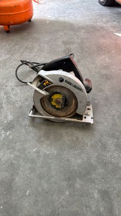 Black & Decker 7-1/4 in. Corded Circular Saw
