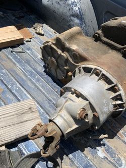 Chevy Transfer Case  (square Body)