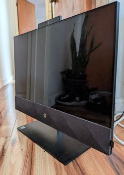 24" HP Pavilion All-In-One Desktop Computer