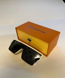 White LV sunglasses