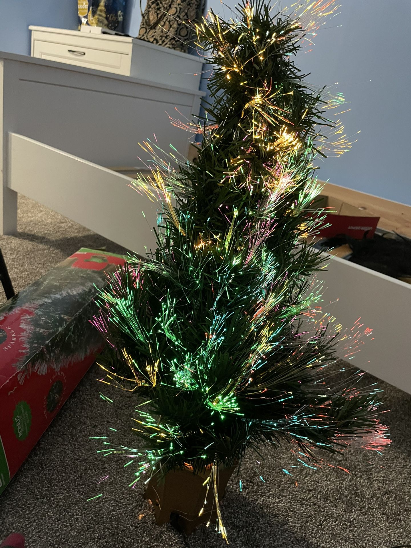 Christmas Tree. 32inches Fiber Optic Sparkle Stardust
