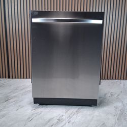 Samsung 24" Smart Built-In Dishwasher (DW80B7071US-D-141Z)