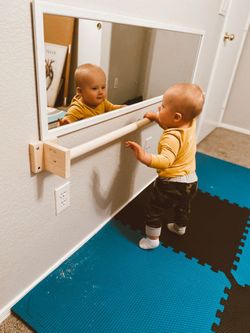 Montessori Pull-Up Bar