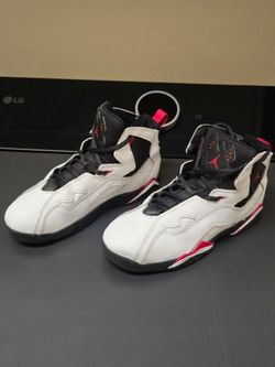 Youth 2.5 Jordan shoes
