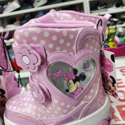 New Girl Snow Boots Size 12