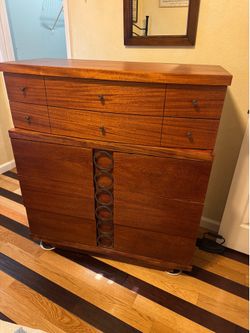 Mid-Century Style  Wood Dresser / Chest of Drawers and nightstand
