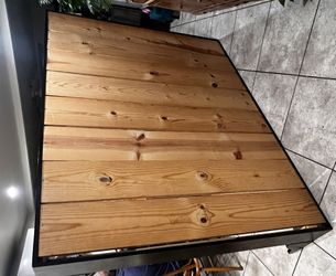 Wood Queen Size Platform Bed