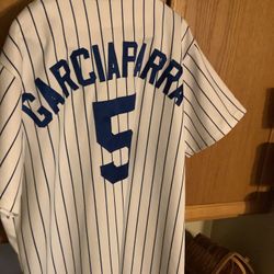 Chicago Cubs Nomar Garciaparra #5 Authentic  Stitched Jersey Size 44 White Pinstripes  Majestic MLB Excellent Condition.  Plainfield, Illinois