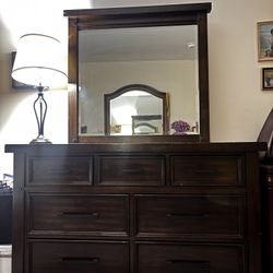 Solid Wood Dresser / Vanity w Mirror