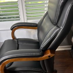 La-Z-Boy Delano Big & Tall Executive Office Chair,