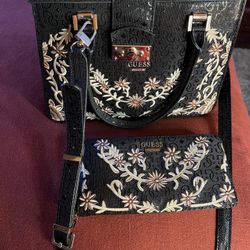 Guess Purse And Wallet 