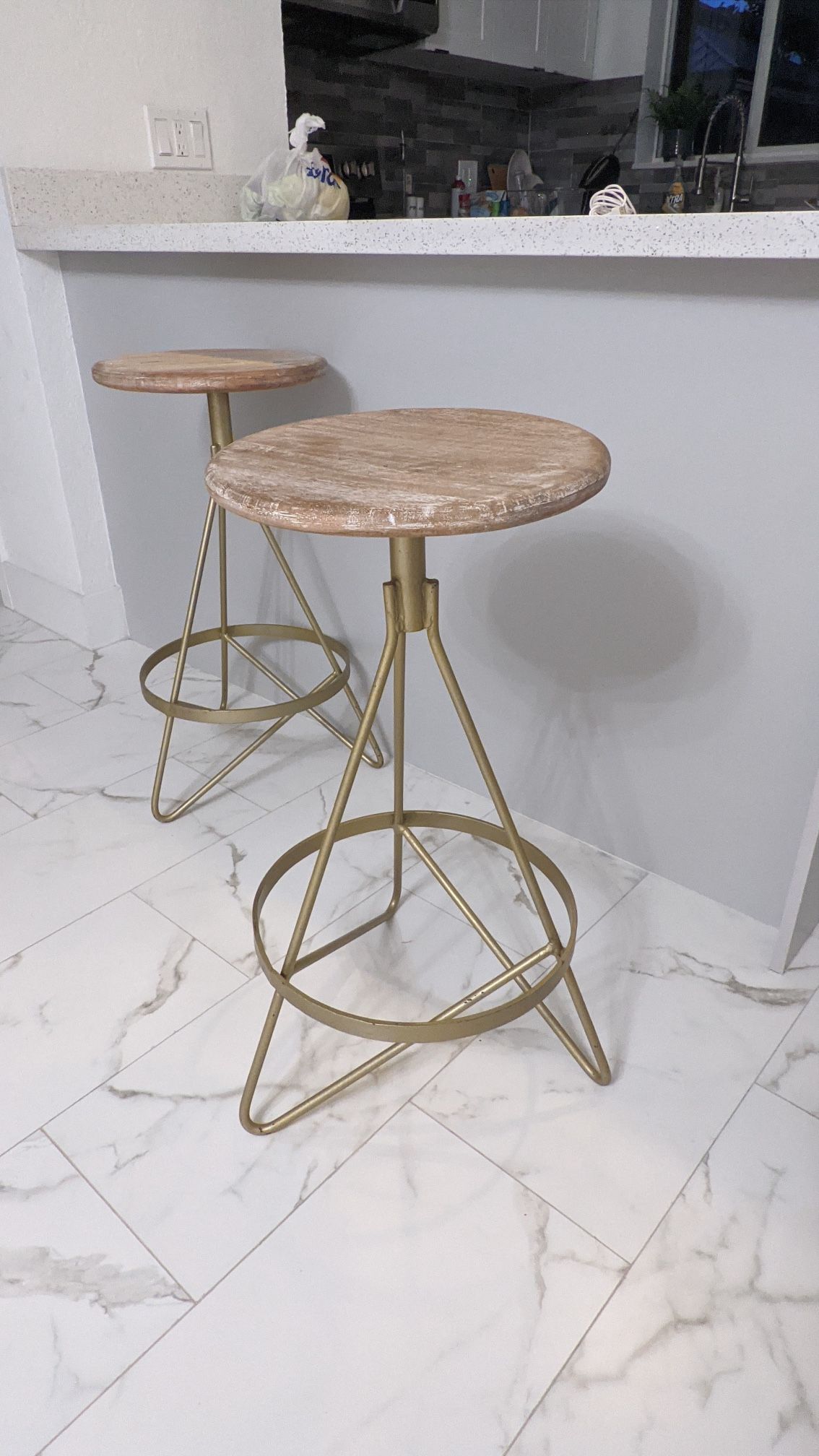 Bar Stools Wooden And Golden 