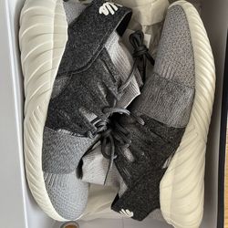 Adidas Tubular Doom x Ronnie Fieg Just Us 2016 US Size 10  100 % Authentic