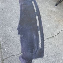 Chevy 03-06 Dash Cover 