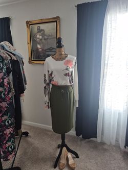 White Floral Long Sleeve Crop Top