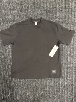 Alo t-shirts