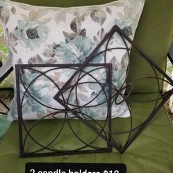 2 Candle holders 