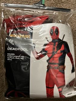 Dead pool costume men size L like new $25