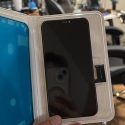 iPhone 11 Screen 