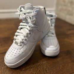 Nike Air Force 1 White High