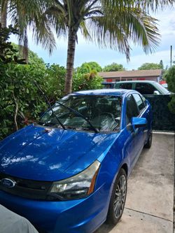 Ford Focus Blue Sedan
