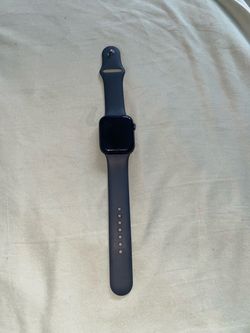 Apple Watch SE (GPS + Cellular) (2nd Generation)