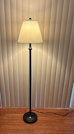 Tall 5 foot black lamp