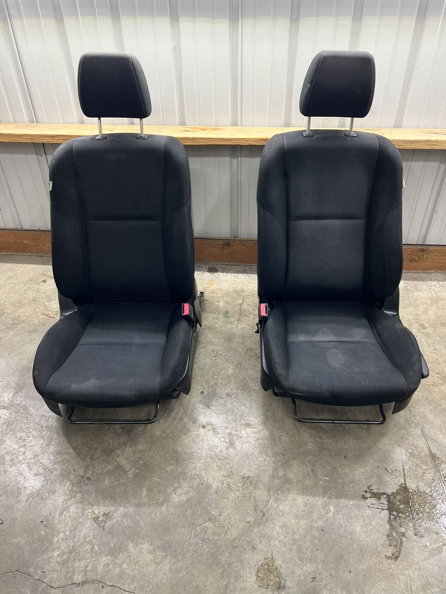 2010 2011 Mazda 3 Sedan Front Seats Great Shape Black Cloth
