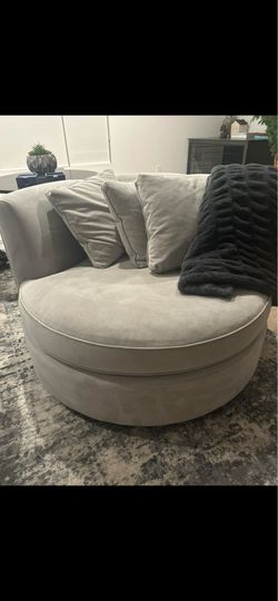 Room and Board Swivel Chair