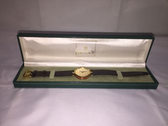 Vintage GUCCI Men's Gold Plated Red Green Quartz Watch w/ Original Band and Buckle