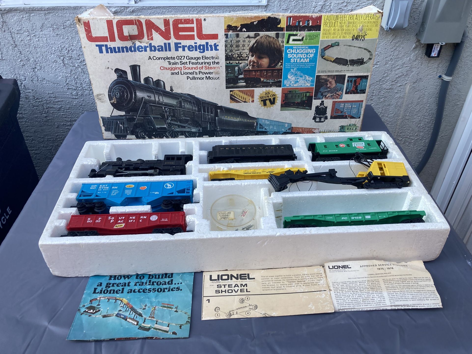 Train Set Lionel Thunderball Express 1975