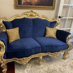 Very  Beautiful gorgeous Victorian loveseat