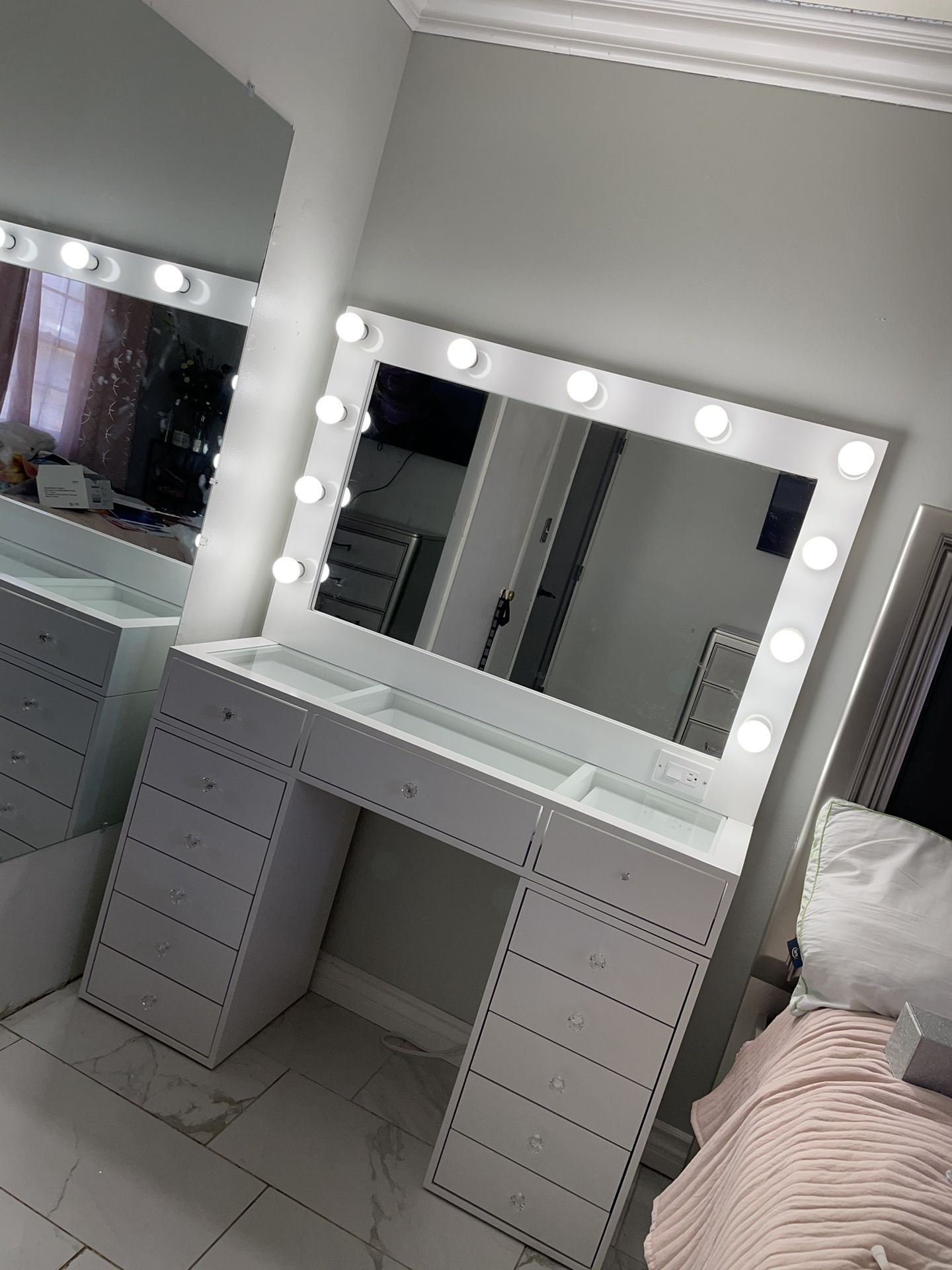 Makeup Vanity