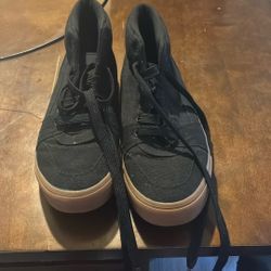 Dressy shoes