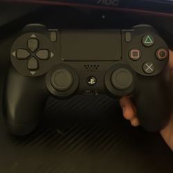 PS4 Controller