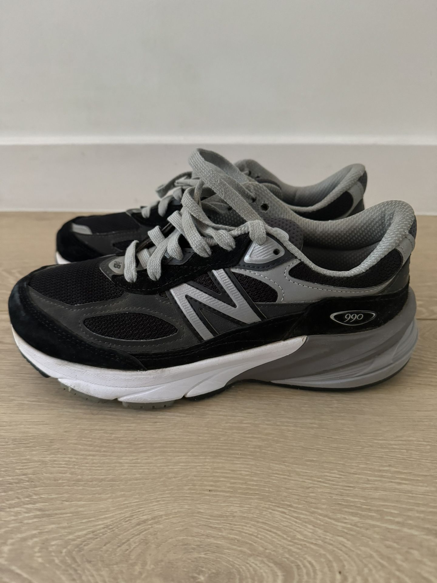 New Balance 990v6 Size 7.5 V6 Made in USA Black Silver