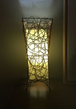 Table lamp