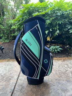 NWOT Cleveland Golf BLOOM Women’s Cart Golf Bag Navy Mint White 6-Way Divider Excellent