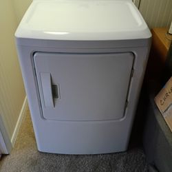 Insignia Electric Dryer