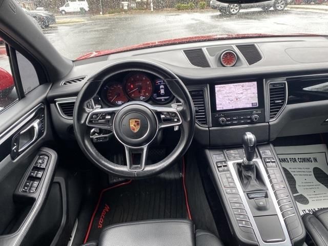 2017 Porsche Macan