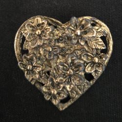 Antique Gold Tone Heart Shape Brooch 1.5"  Flowers Patterns