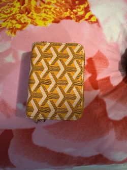 Bourbon Zipped Card Holder Gold & White