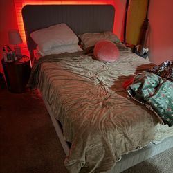 Queen Bed Set And Frame