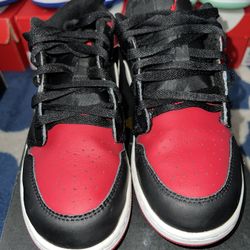 Jordan 1 Low Alternate Bred Toe (GS)