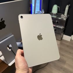 2025 Apple 11-inch iPad A16 Wi-Fi+Cellular 128GB! 90 day warranty! We offer financing!