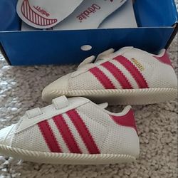 Baby girl Adidas shoe