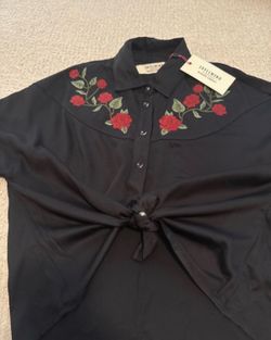 Idyllwind blouse I have them in black and ivory